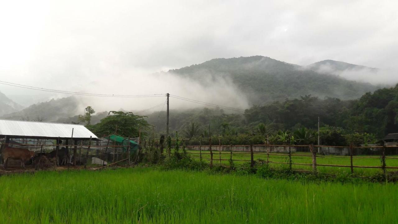 ฮ้างนาตาจันทร์ Villa Pua Exterior photo