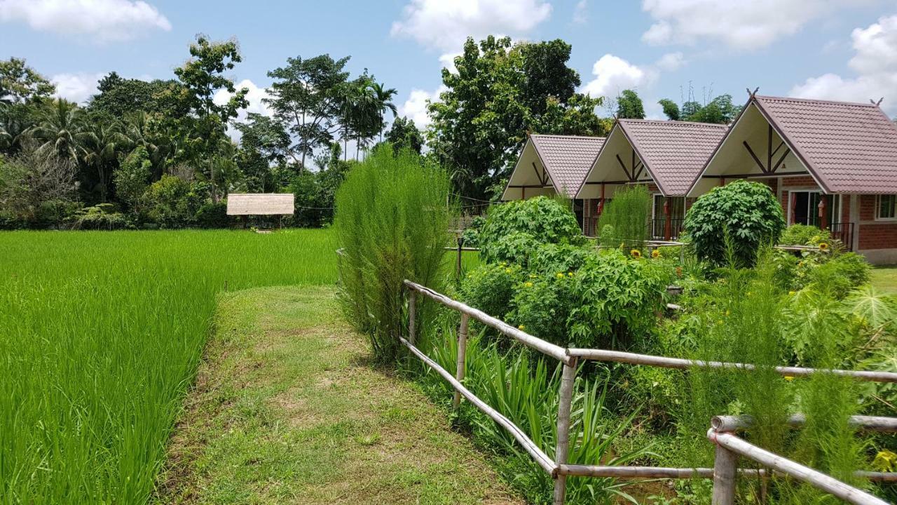 ฮ้างนาตาจันทร์ Villa Pua Exterior photo