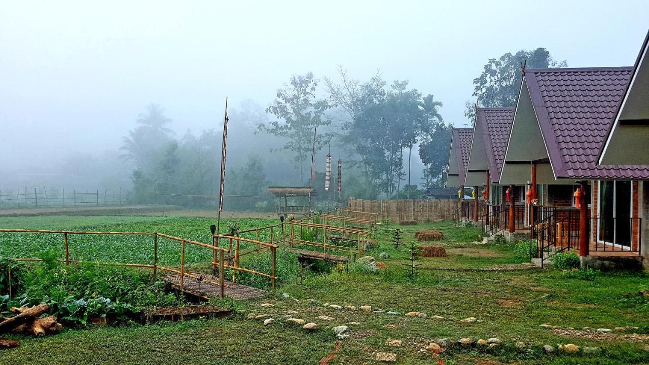 ฮ้างนาตาจันทร์ Villa Pua Exterior photo