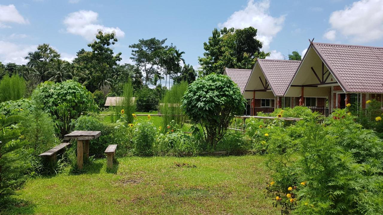 ฮ้างนาตาจันทร์ Villa Pua Exterior photo