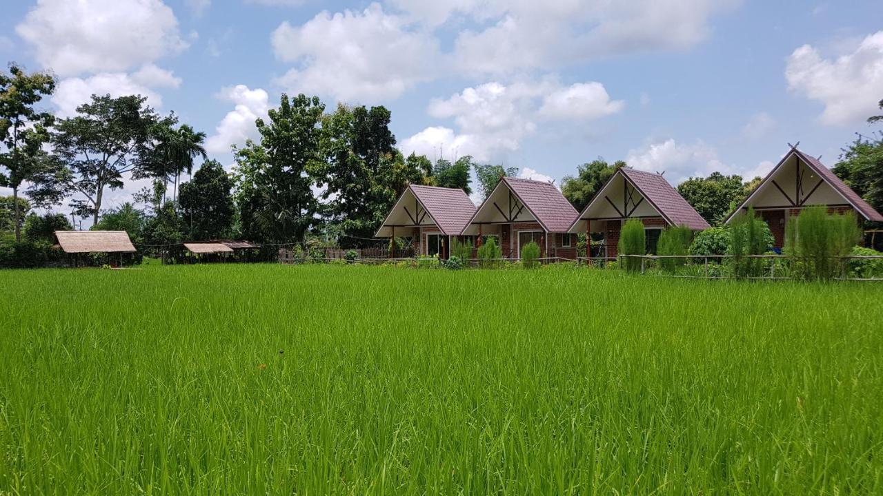 ฮ้างนาตาจันทร์ Villa Pua Exterior photo
