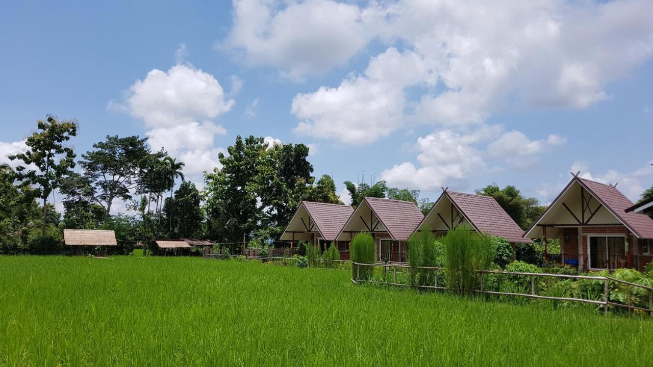 ฮ้างนาตาจันทร์ Villa Pua Exterior photo